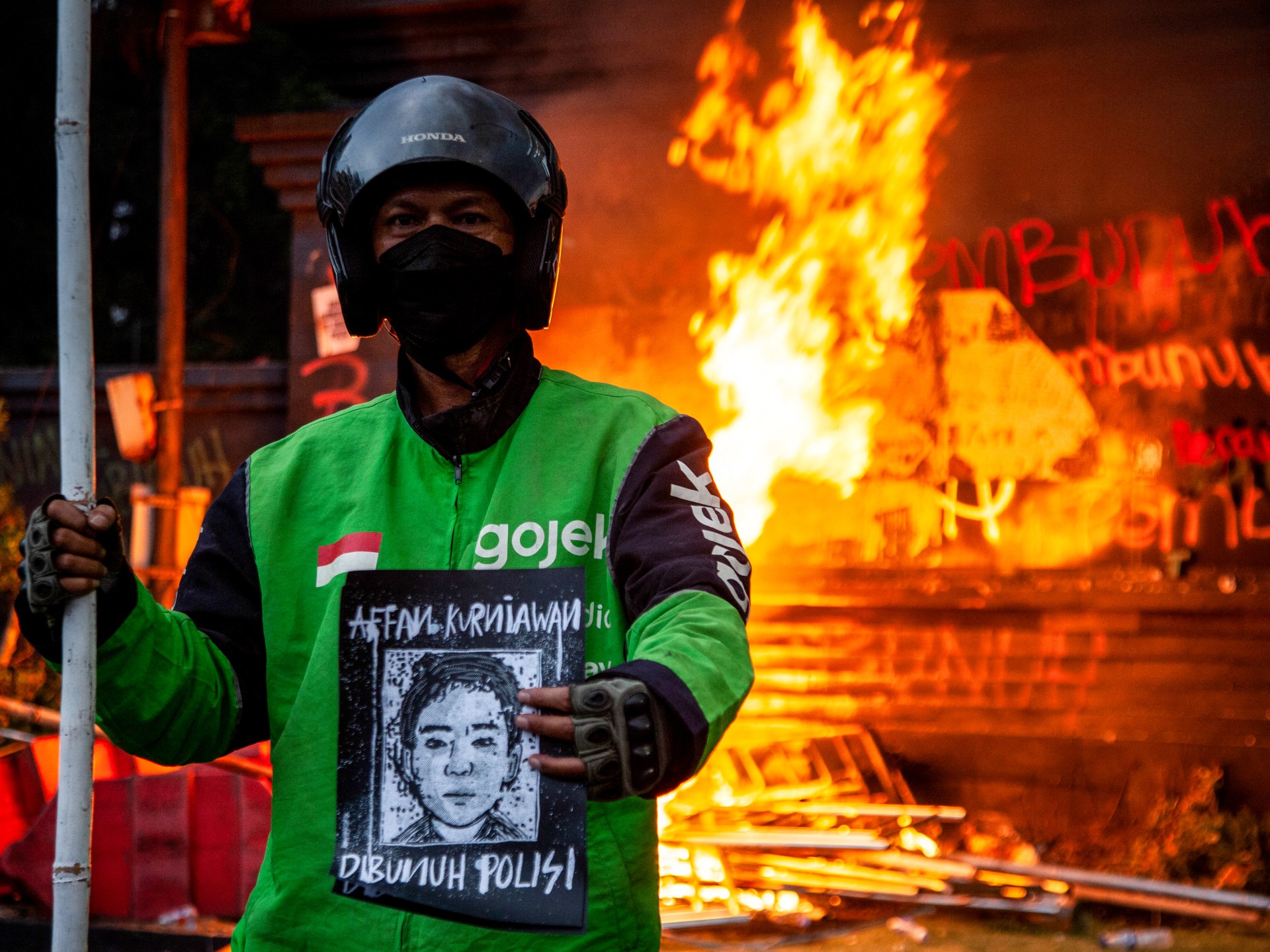 ¿Por qué las protestas antigubernamentales tienen lugar en Indonesia?