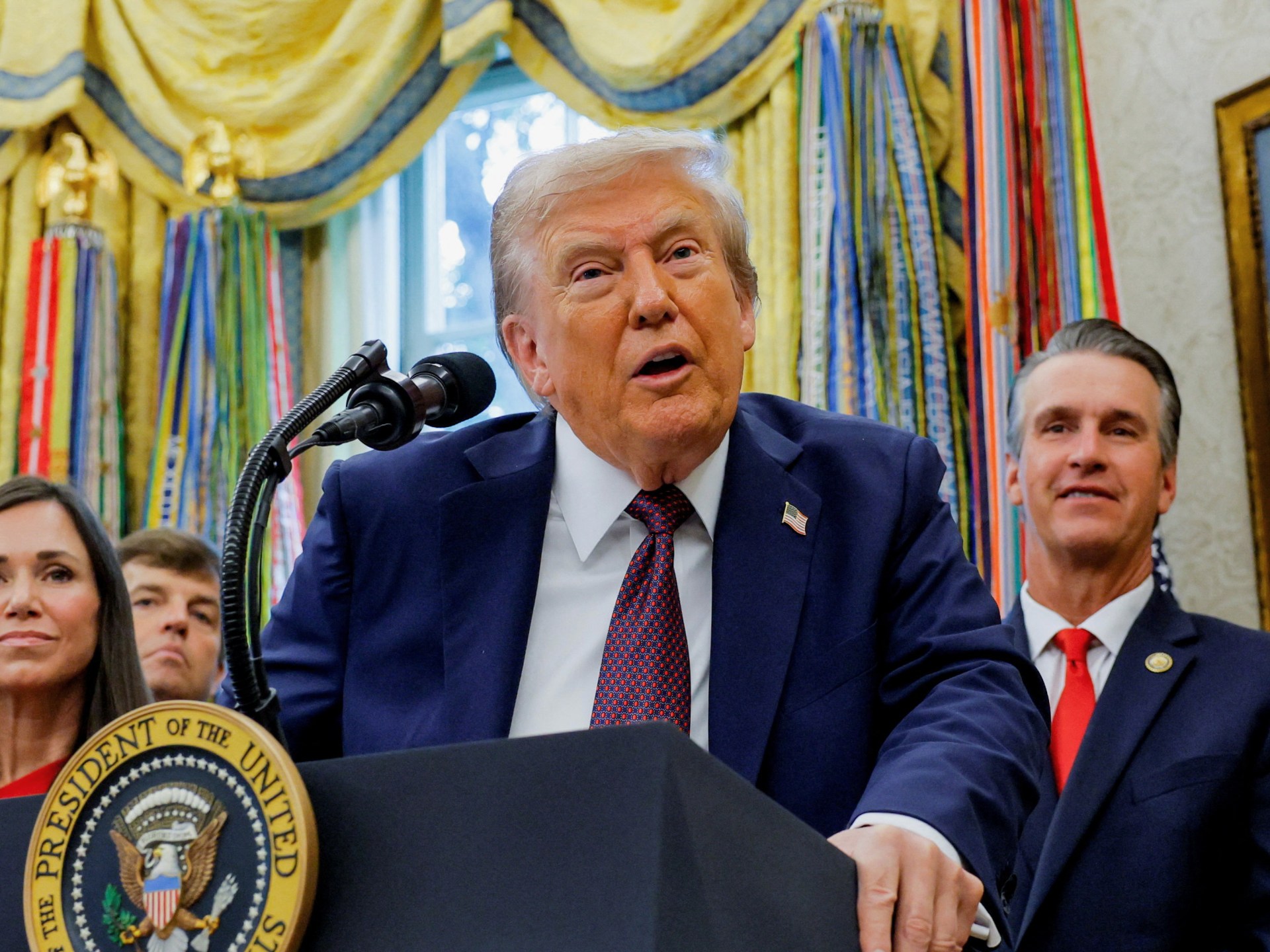 Cómo los falsos rumores de la inoportuna 'muerte' de Trump se propagan en las redes sociales