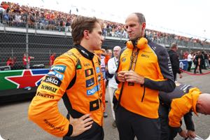 Marko afirma que Piastri no soporta la presión del título