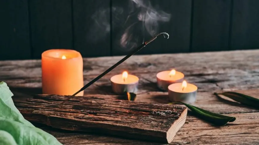 velas y sahumerios