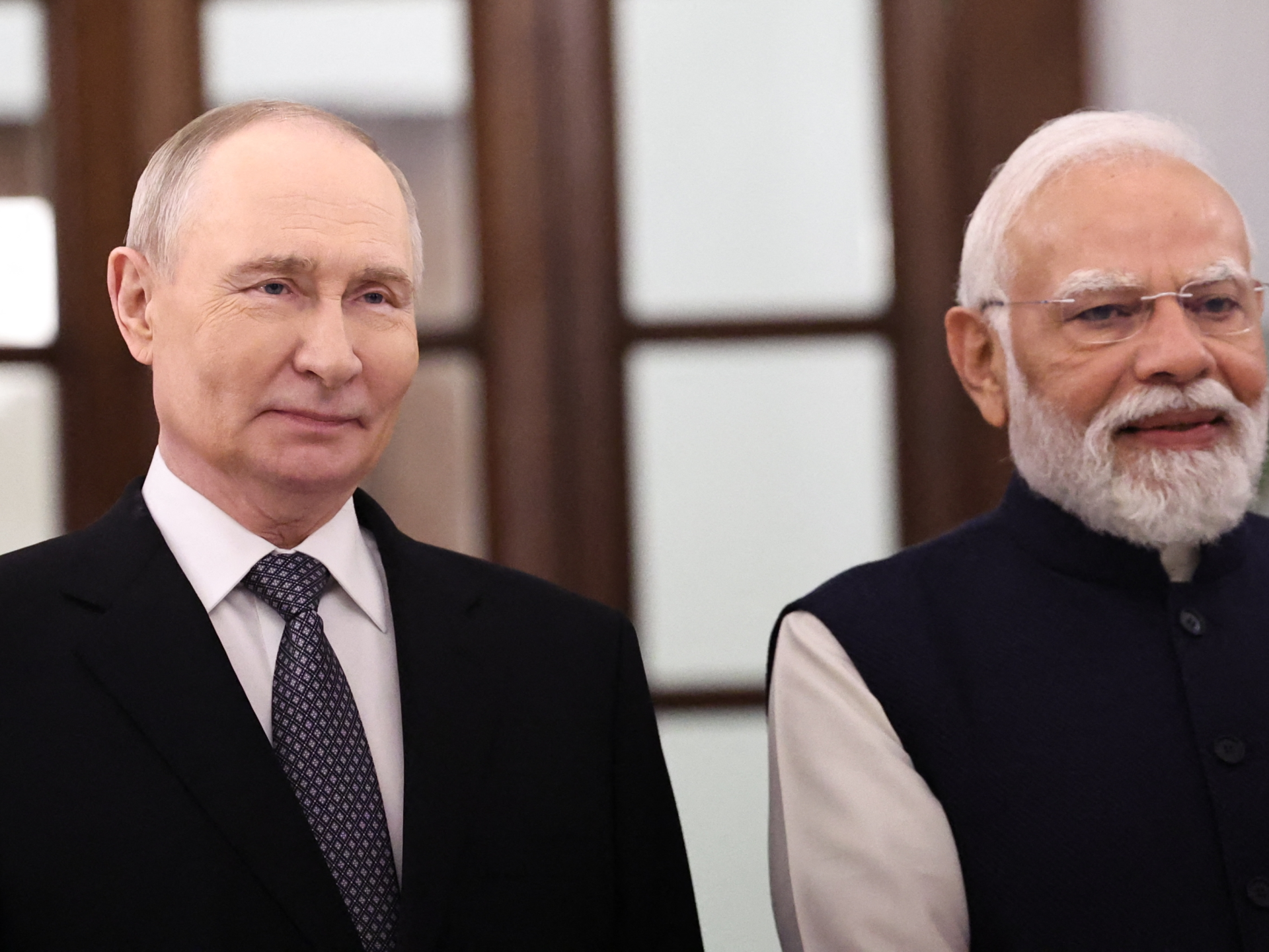 Cómo la India planea seguir comprando petróleo ruso a pesar de las sanciones