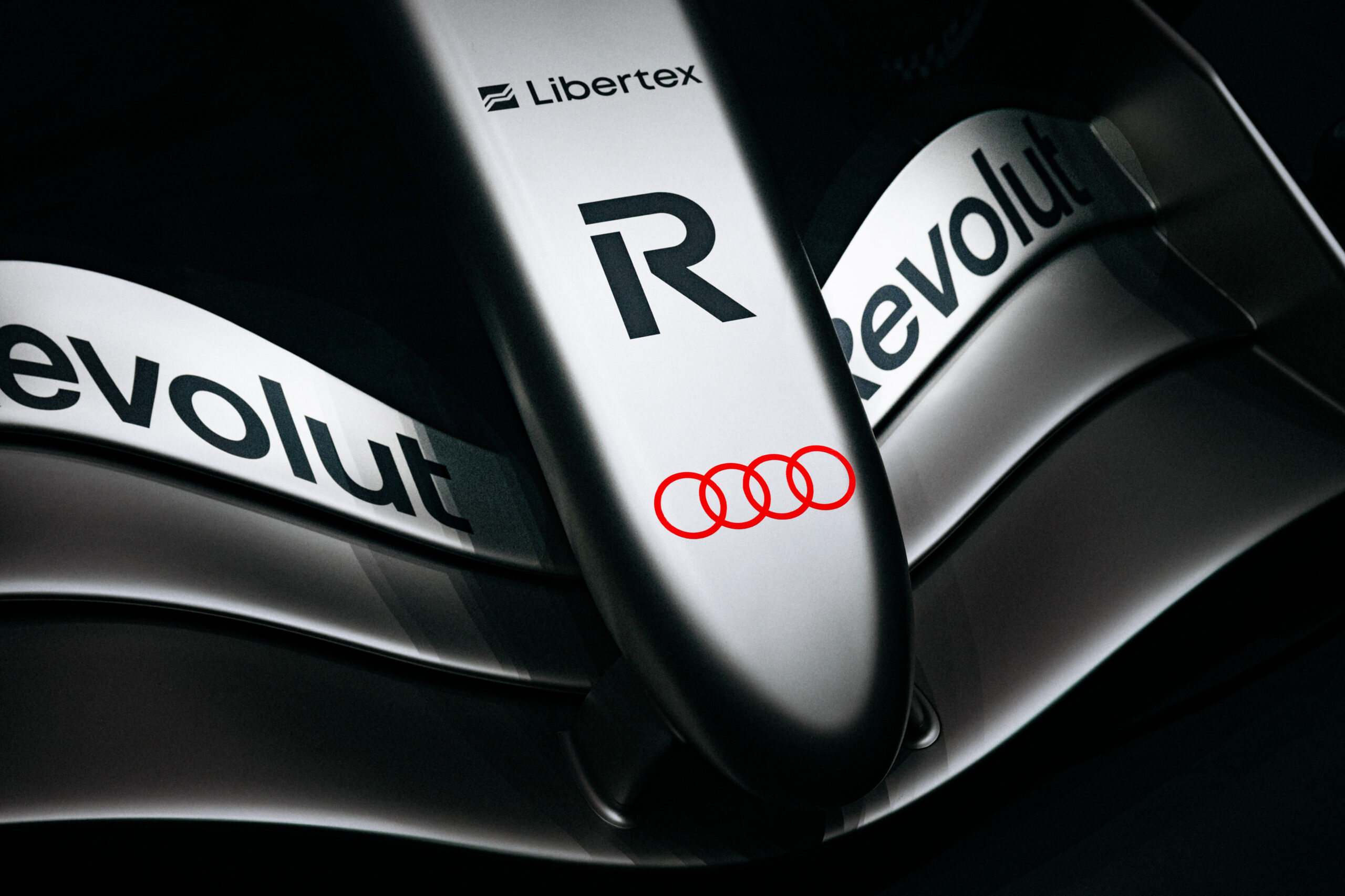 Audi advierte que Mercedes podría obtener enormes beneficios gracias al truco del motor