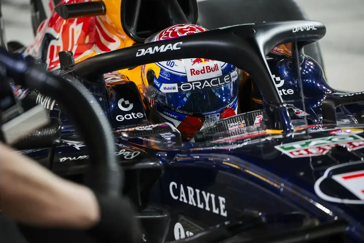 Red Bull acusado de jugar y rechazar unidad de potencia