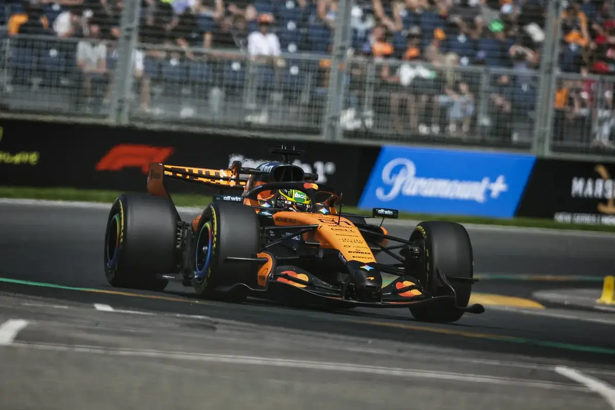 Piastri es el más rápido por delante del dúo Mercedes en la FP2 de Australia