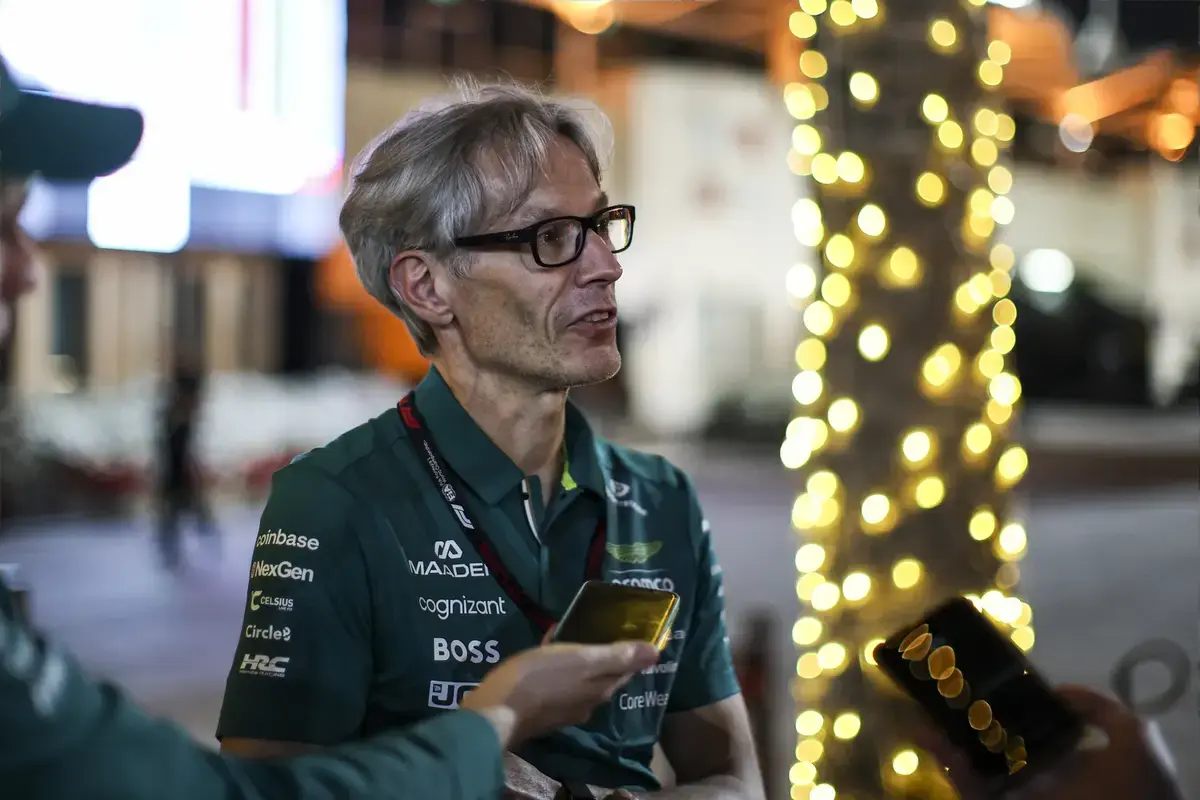Preguntas de los medios a Alonso y Stroll "no son apropiadas"