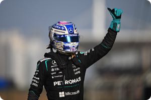Russell ignora el escrutinio de Mercedes mientras sus rivales retroceden
