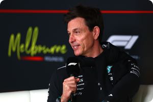 Wolff descarta los rumores sobre Alpine como equipo junior de Merc
