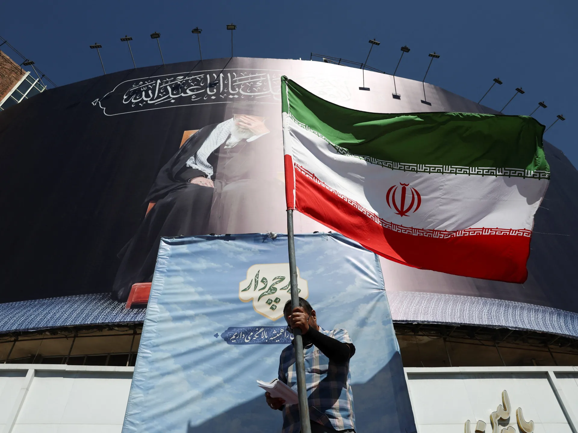 Día 110 de la guerra de Irán: Teherán dice que los ataques israelíes contra el Líbano amenazan el acuerdo con Estados Unidos