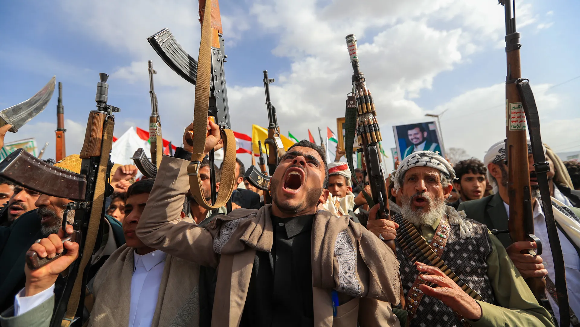 ¿Qué hay detrás del ataque al aeropuerto de Saná y las últimas tensiones en Yemen? | Conflicto