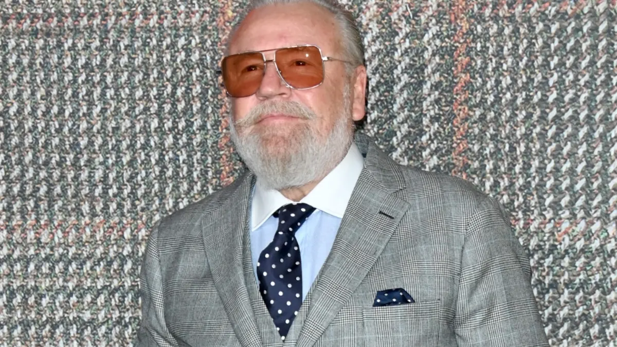 Ray Winstone contó que encaró a un director por manosear a una actriz